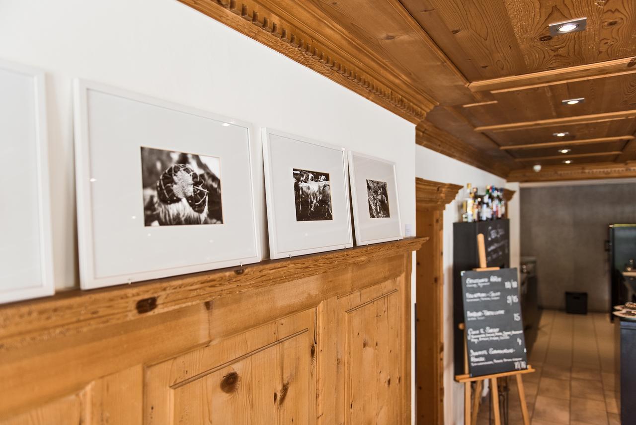 Hotel Restaurant Chesa Flims Exterior foto